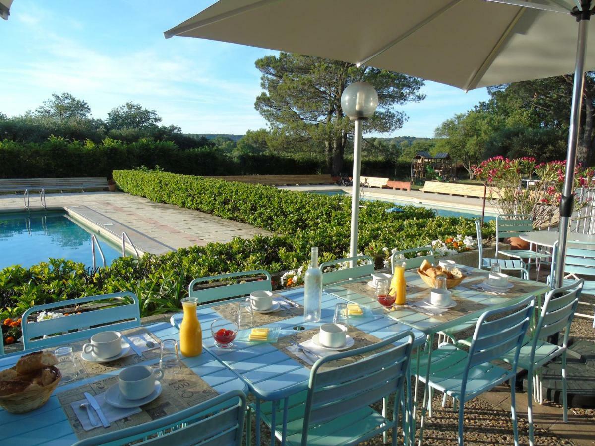 Domaine Le Moulin Neuf Hotel Saint-Quentin-la-Poterie Exterior photo